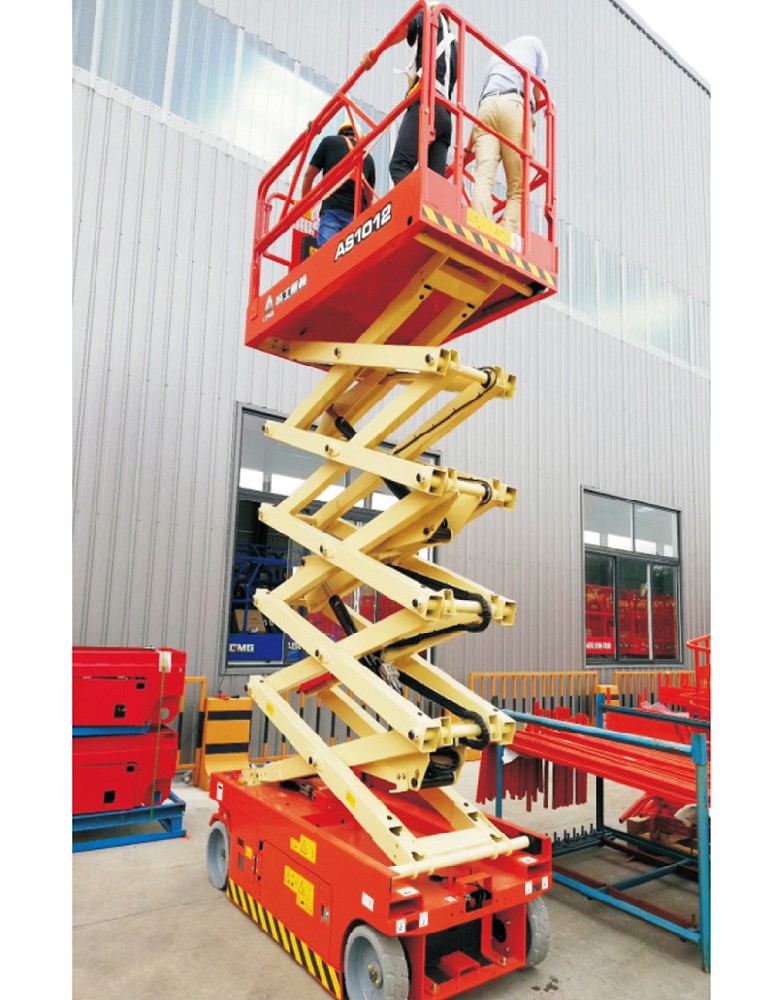 剪叉式高空作業(yè)平臺(tái)
