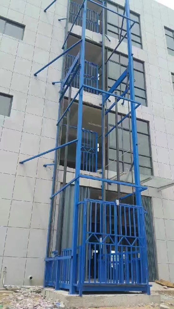 導(dǎo)軌式升降平臺(tái)